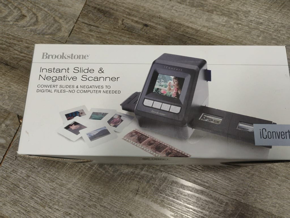 Brook Stone iConvert Instant Slide & Negative Scanner